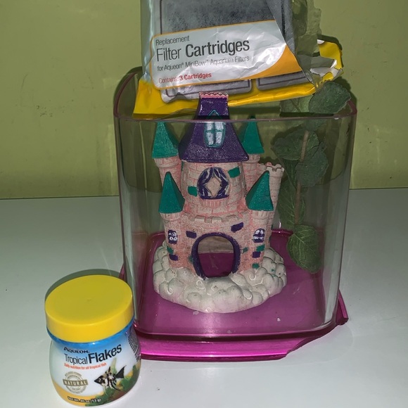 aqueon Other - Beta fish Mini tank bundle, filters, food, decorations, mini tank
